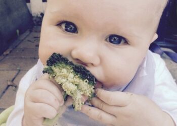 Mor nægter at lade sin datter spise sukker, og år senere er dette resultatet!