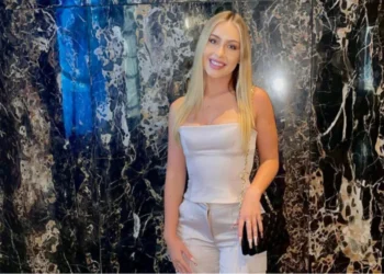 Emily (27): »Takket være mit udseende behøver jeg ikke at betale husleje