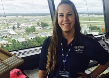 Pigen tror, hun har nyresten. På hospitalet får hun sit livs chok.